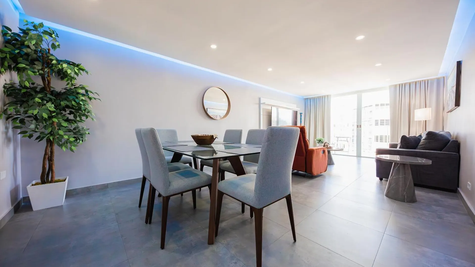 Esj Towers By Chana San Juan Apart-hotel